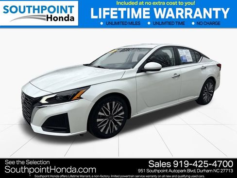 Used 2023 Nissan Altima 2.5 SV image 3