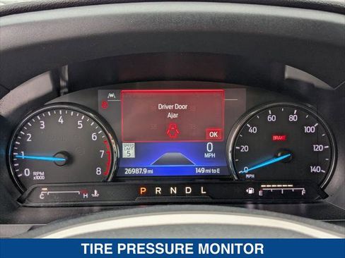 Used 2022 Ford Explorer XLT w/ Equipment Group 202A image 16