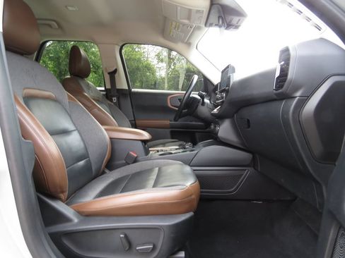 Used 2021 Ford Bronco Sport Outer Banks AWD/4WD image 13