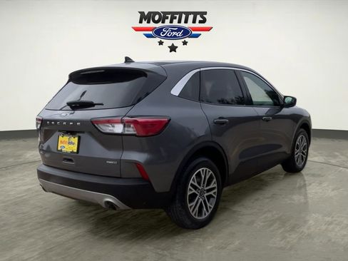 Used 2022 Ford Escape SEL w/ Technology Package image 5