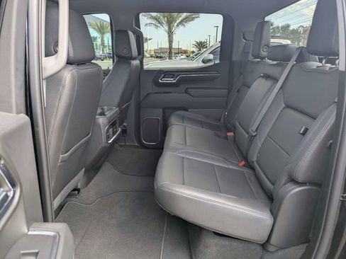 Used 2023 GMC Sierra 1500 SLT w/ SLT Premium Package image 13