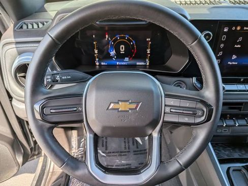 Used 2023 Chevrolet Colorado LT RWD image 17