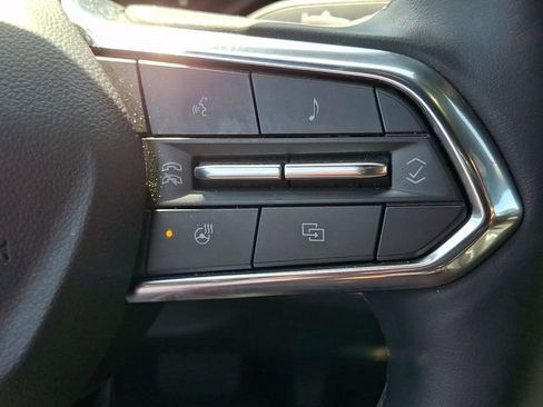 Used 2025 Chevrolet Equinox LT AWD/4WD image 12