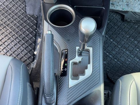 Used 2014 Toyota RAV4 Limited image 26