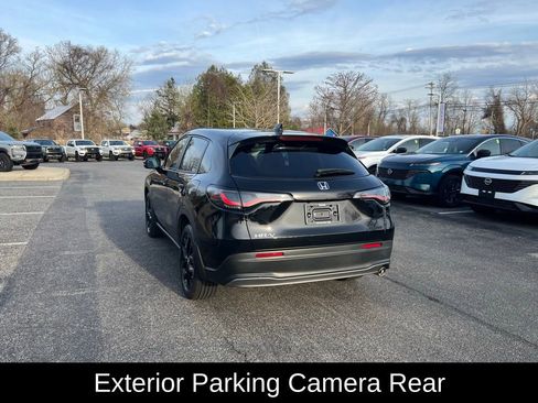 Used 2023 Honda HR-V Sport image 11