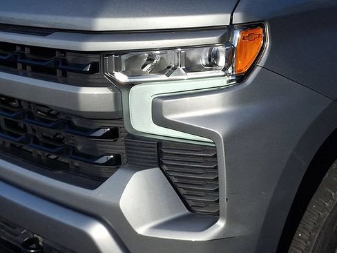 Used 2026 Chevrolet Silverado 1500 RST AWD/4WD image 9