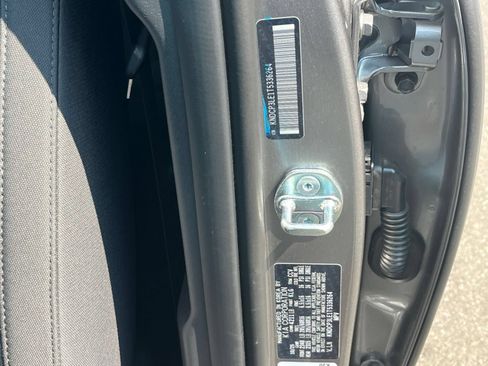 Used 2026 Kia Niro LX FWD image 27