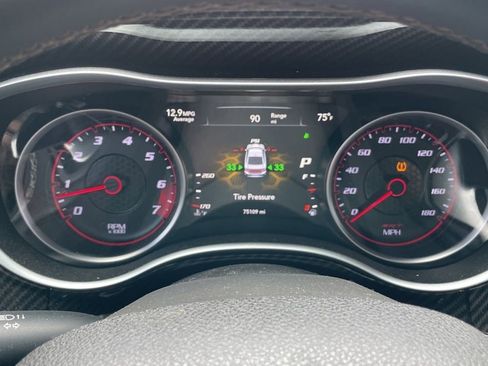 Used 2016 Dodge Charger SRT image 8