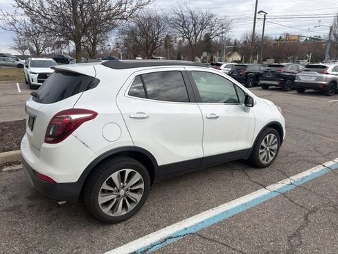 Used 2019 Buick Encore Preferred FWD image 3
