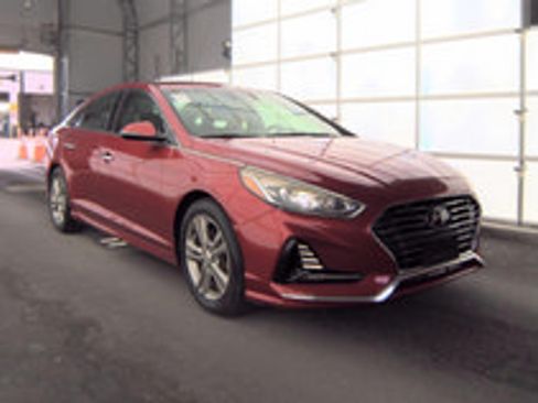 Used 2018 Hyundai Sonata Limited w/ Limited Ultimate Package 03 FWD image 1