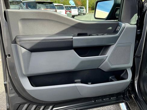 Used 2023 Ford F150 XLT image 19