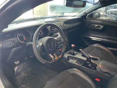 Used 2016 Ford Mustang Shelby GT350 w/ Technology Package image 16