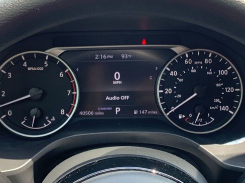 Used 2023 Nissan Rogue SV FWD image 11