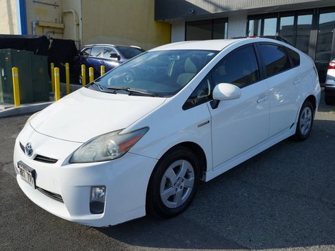 Used 2011 Toyota Prius One FWD image 5