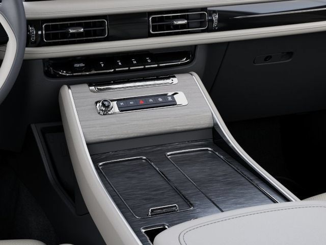 New 2027 Lincoln Aviator Reserve AWD/4WD image 17