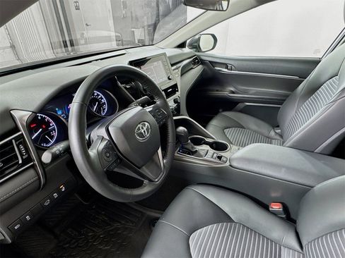 Certified 2023 Toyota Camry SE image 7
