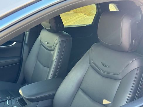 Certified 2025 Cadillac XT5 Premium Luxury image 20