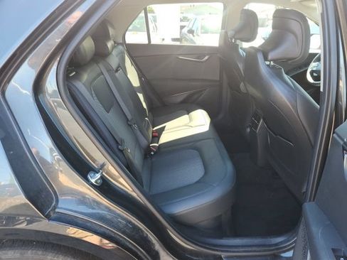 Used 2024 Kia Niro EX Touring FWD image 14