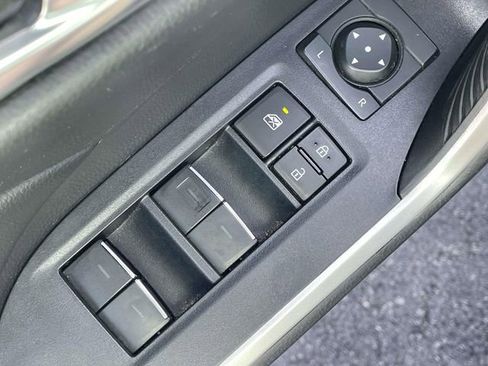 Used 2024 Toyota RAV4 XLE FWD image 24