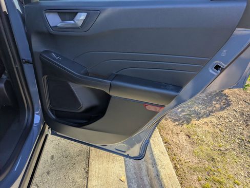 New 2026 Ford Escape ST-Line w/ Tech Pack #1 image 33