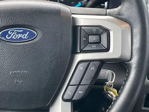 Used 2017 Ford F250 Lariat w/ Chrome Package image 32