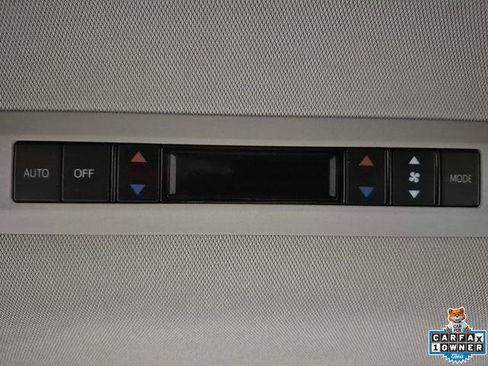 Certified 2024 Toyota Sienna XLE FWD image 26