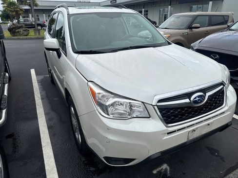 Used 2015 Subaru Forester 2.5i Premium AWD/4WD image 7
