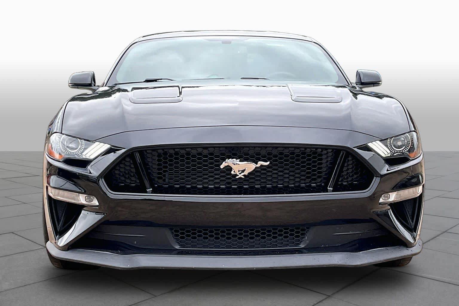 Used 2020 Ford Mustang GT Premium w/ GT Performance Package RWD image 4