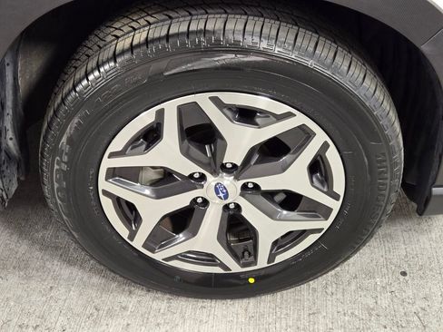 Certified 2022 Subaru Forester Premium image 10