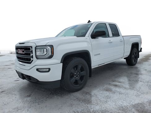Used 2017 GMC Sierra 1500 4x4 Double Cab image 2