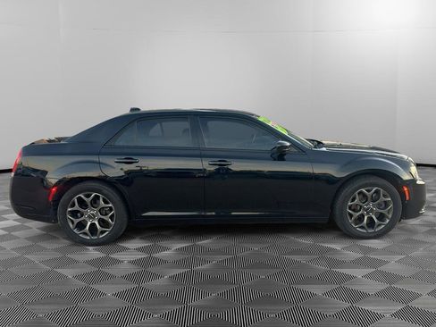 Used 2018 Chrysler 300 S image 2