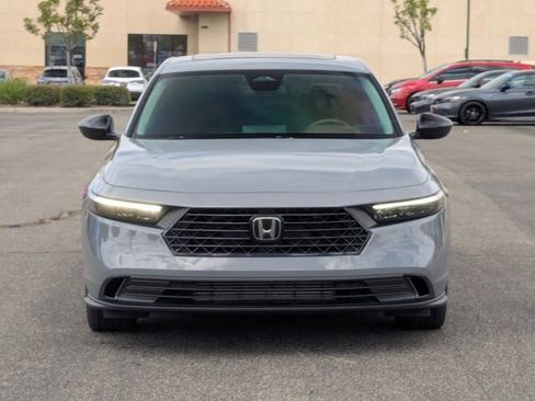 Used 2025 Honda Accord SE image 2