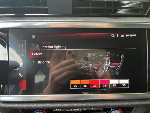 Used 2024 Audi Q3 2.0T Premium Plus w/ Premium Plus Package AWD/4WD image 40