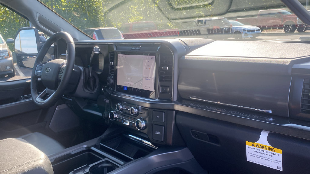 New 2027 Ford F250 Lariat w/ Lariat Premium Package AWD/4WD image 11