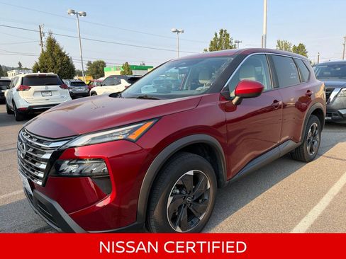 Certified 2025 Nissan Rogue SV AWD/4WD image 1
