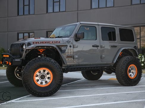 Used 2021 Jeep Wrangler Unlimited Rubicon w/ Xtreme Recon 35" Tire Package AWD/4WD image 4