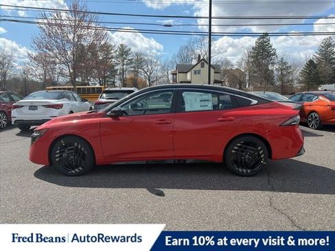 New 2026 Nissan Sentra SR w/ SR Premium Package FWD image 5