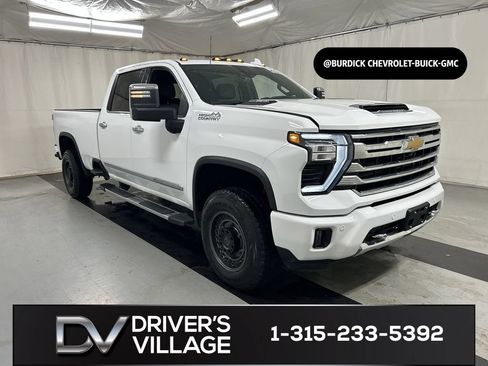 Used 2024 Chevrolet Silverado 3500 High Country w/ High Country Premium Package AWD/4WD image 1