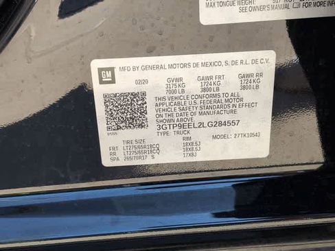 Used 2020 GMC Sierra 1500 AT4 w/ Off-Road Performance Package AWD/4WD image 38