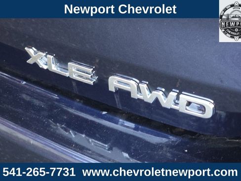 Used 2022 Toyota Highlander XLE image 29