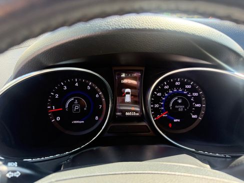 Used 2015 Hyundai Santa Fe Sport 2.0T FWD image 25