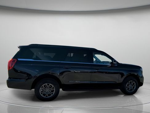 New 2026 Ford Expedition Max Active RWD image 34