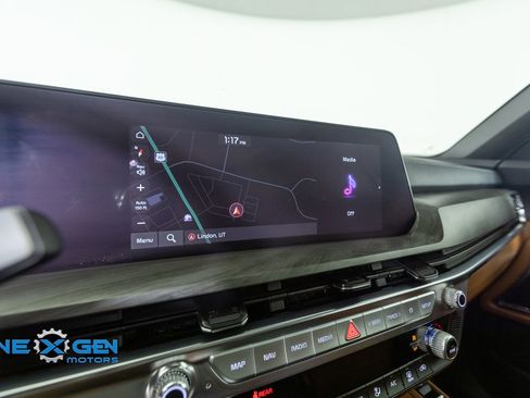 Used 2025 Kia Telluride SX X-Line AWD/4WD image 17