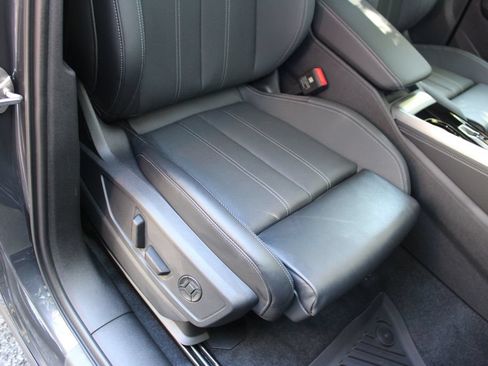 Used 2025 Audi Q5 Premium Plus w/ Premium Plus AWD/4WD image 25