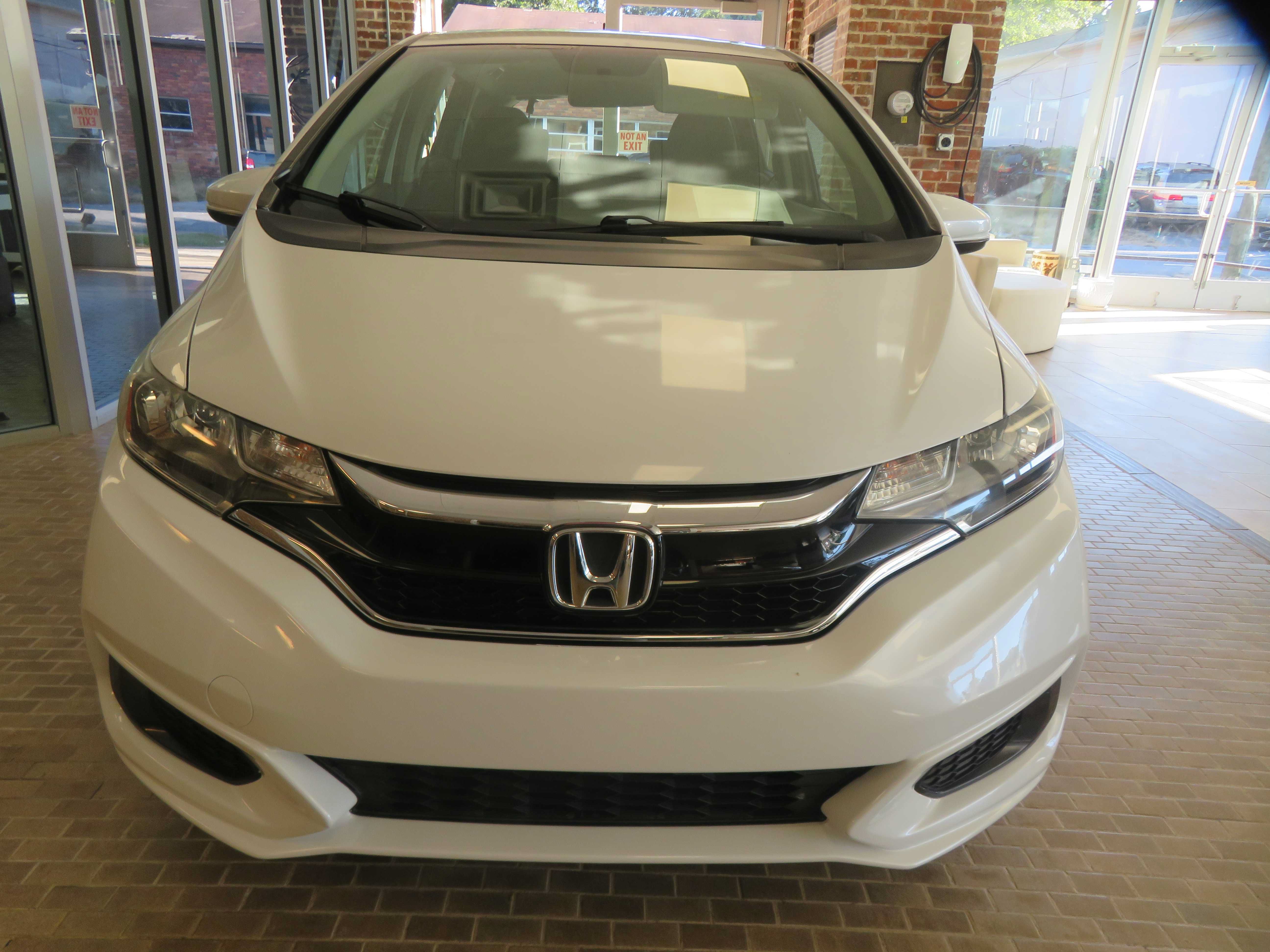 Used 2019 Honda Fit LX image 32