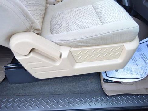 Used 2013 Ford F150 XLT w/ Luxury Equipment Group image 30