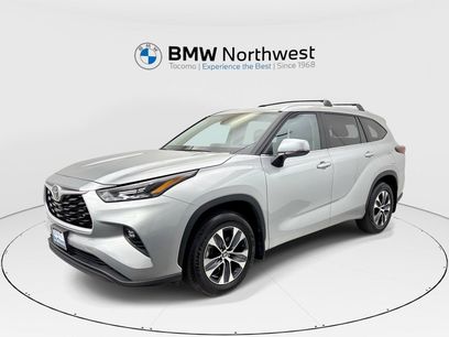 Used 2024 Toyota Highlander XLE