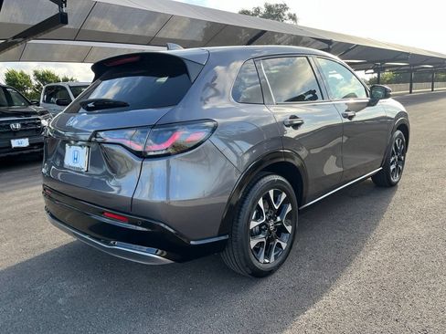 Used 2027 Honda HR-V EX-L image 4