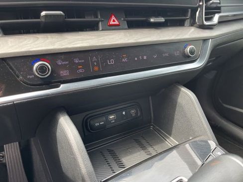Used 2023 Kia Sportage X-Line w/ X-Line Premium Package AWD/4WD image 26