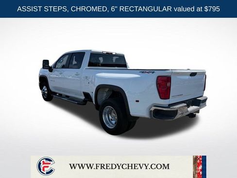 Used 2025 Chevrolet Silverado 3500 LT w/ Safety Package AWD/4WD image 9
